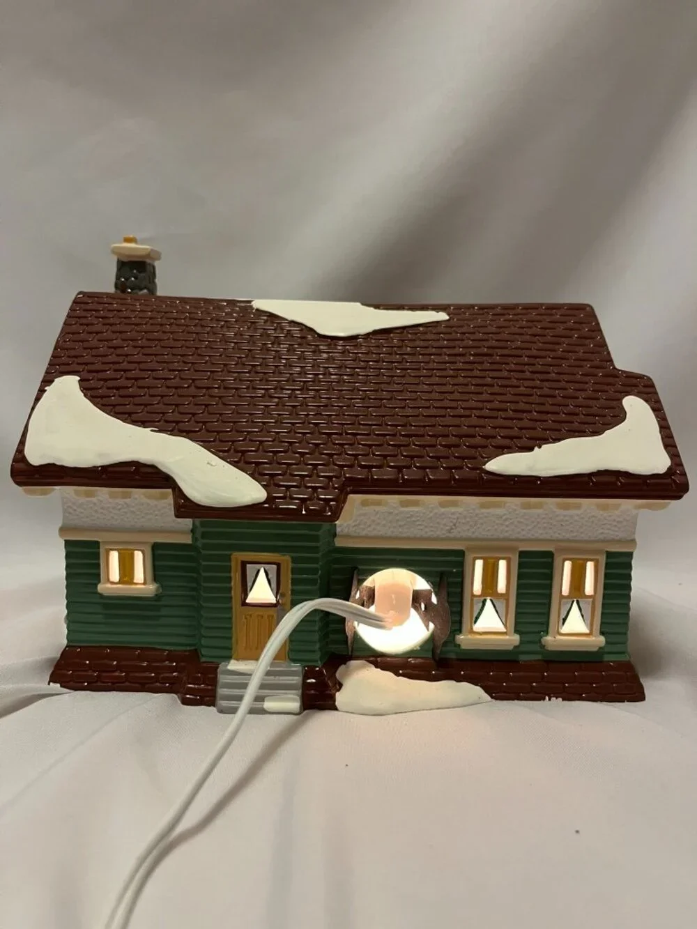 Department 56 Snow Village – 1992 Craftsman Cottage – Lighted - Original Box - Picture 4 of 16